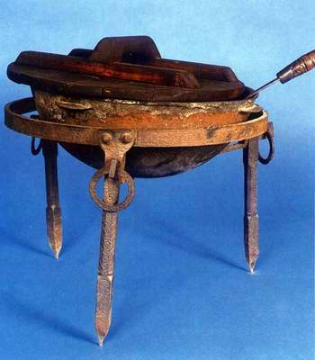 Kazakh people private life things - kazan (cauldron) Kazakh people private life things - kazan (cauldron)